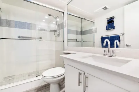 3900 Oaks Clubhouse Drive Pompano Beach FL 33069