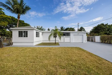 640 Forest Hill Boulevard West Palm Beach FL 33405