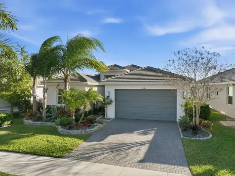 11784 Sw Sailfish Isles Way Port Saint Lucie FL 34987