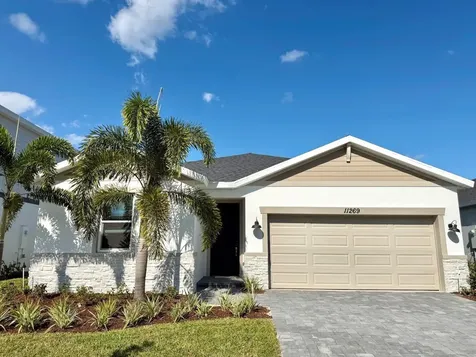 11269 Nw Blockbird Drive Port Saint Lucie FL 34987