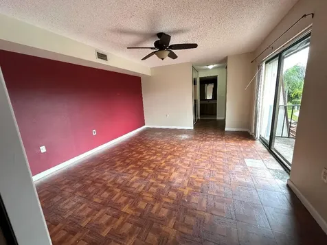1006 10th Lane Greenacres FL 33463