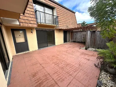 1006 10th Lane Greenacres FL 33463
