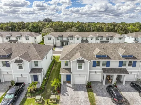 5735 Se Edgewater Circle Stuart FL 34997