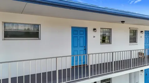 410 W Palm Street Lantana FL 33462