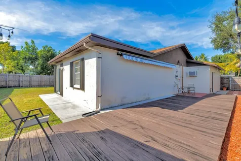3880 Nw 2nd Court Deerfield Beach FL 33442