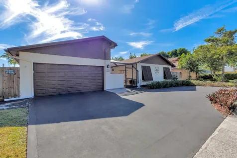 3880 Nw 2nd Court Deerfield Beach FL 33442
