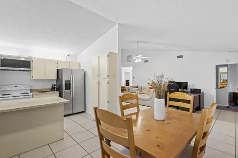 53 Se Ontario Way Stuart FL 34997