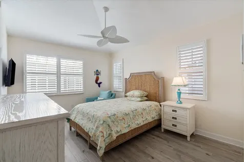 295 Ne 5th Avenue Delray Beach FL 33483