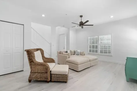 295 Ne 5th Avenue Delray Beach FL 33483