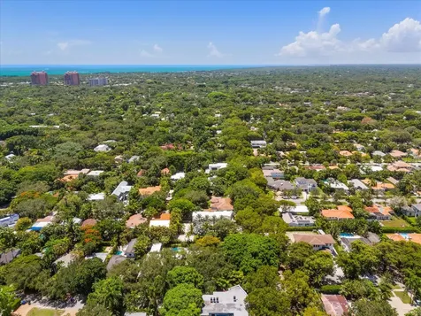 3917 S Le Jeune Road Miami FL 33146