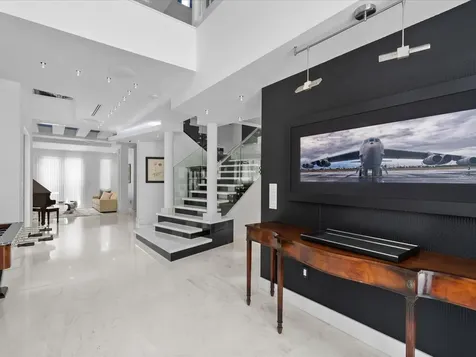 3917 S Le Jeune Road Miami FL 33146