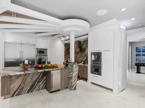 3917 S Le Jeune Road Miami FL 33146