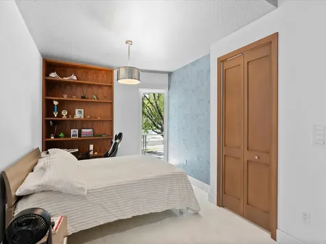 3917 S Le Jeune Road Miami FL 33146