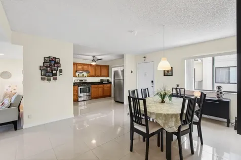 5130 Las Verdes Circle Delray Beach FL 33484