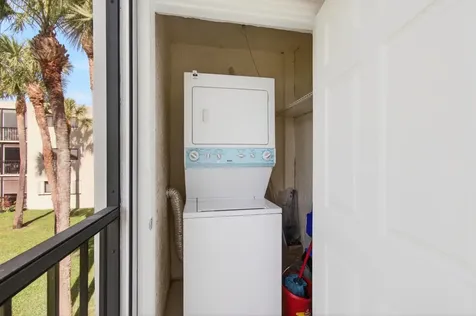 5130 Las Verdes Circle Delray Beach FL 33484