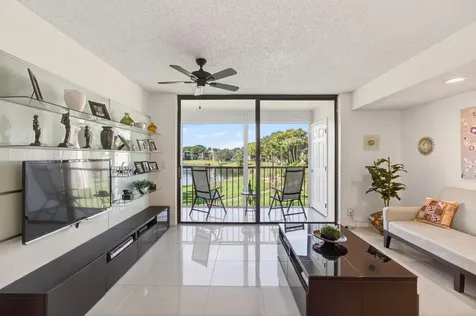5130 Las Verdes Circle Delray Beach FL 33484