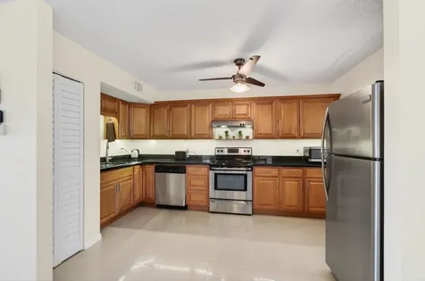 5130 Las Verdes Circle Delray Beach FL 33484