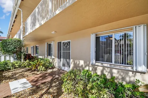 5951 Regal Glen Drive Boynton Beach FL 33437