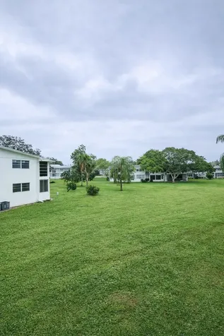 124 Oakridge I Deerfield Beach FL 33442