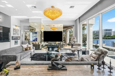 896 Ne Mulberry Drive Boca Raton FL 33487