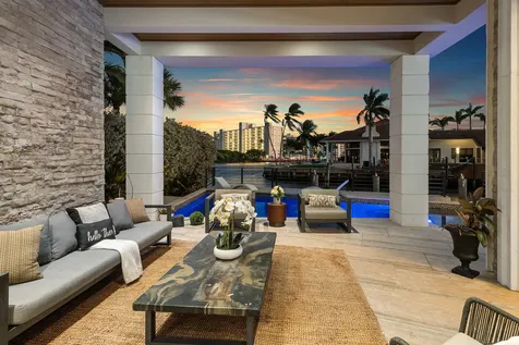 896 Ne Mulberry Drive Boca Raton FL 33487