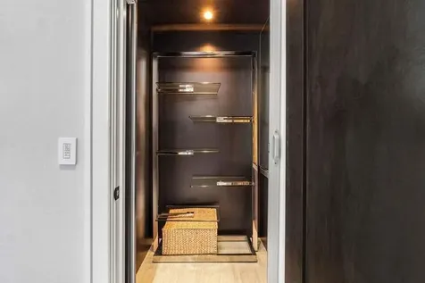 896 Ne Mulberry Drive Boca Raton FL 33487