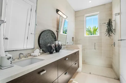 896 Ne Mulberry Drive Boca Raton FL 33487