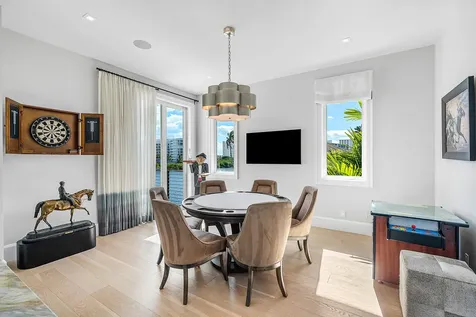 896 Ne Mulberry Drive Boca Raton FL 33487