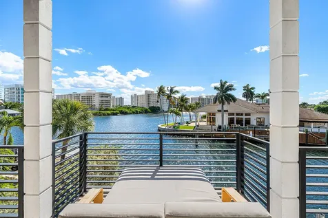 896 Ne Mulberry Drive Boca Raton FL 33487