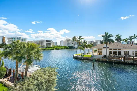 896 Ne Mulberry Drive Boca Raton FL 33487