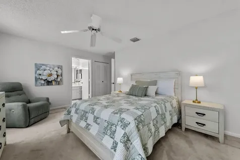 5080 Nesting Way Delray Beach FL 33484