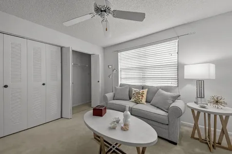 5080 Nesting Way Delray Beach FL 33484