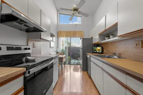 5080 Nesting Way Delray Beach FL 33484