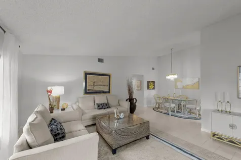 5080 Nesting Way Delray Beach FL 33484
