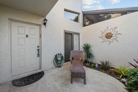 5080 Nesting Way Delray Beach FL 33484