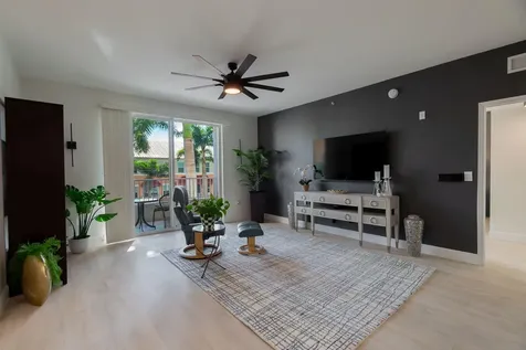 804 E Windward Way Lantana FL 33462
