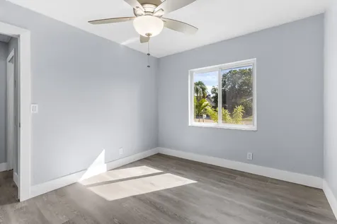 8209 Sw 12th Street North Lauderdale FL 33068