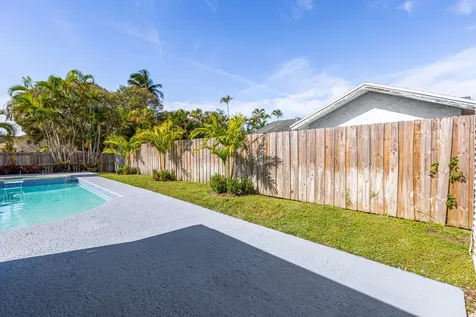 8209 Sw 12th Street North Lauderdale FL 33068