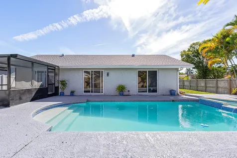 8209 Sw 12th Street North Lauderdale FL 33068