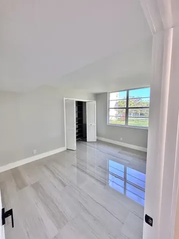 545 Oaks Lane Pompano Beach FL 33069