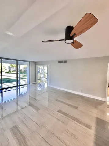 545 Oaks Lane Pompano Beach FL 33069