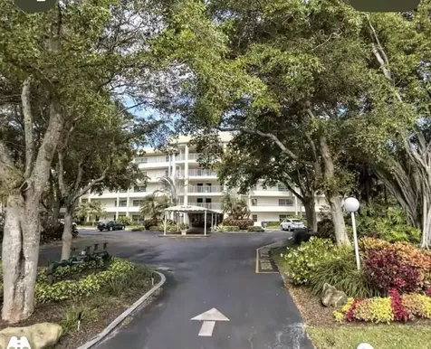545 Oaks Lane Pompano Beach FL 33069
