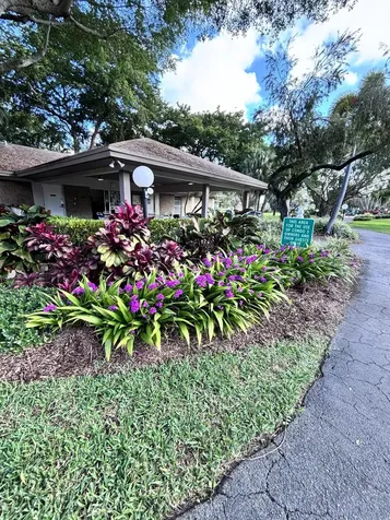 545 Oaks Lane Pompano Beach FL 33069