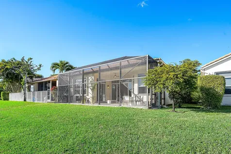 9666 Via Elegante Wellington FL 33411