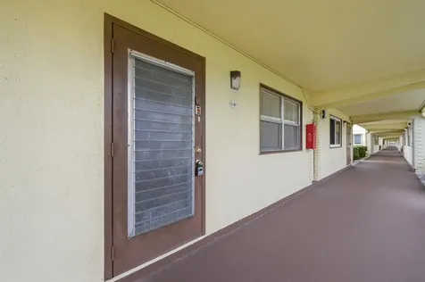 97 Saxony C Delray Beach FL 33446