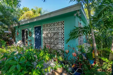 206 Se 3rd Avenue Boynton Beach FL 33435