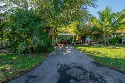 206 Se 3rd Avenue Boynton Beach FL 33435