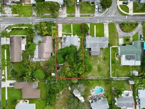 609 NW 7th Court Boynton Beach FL 33426