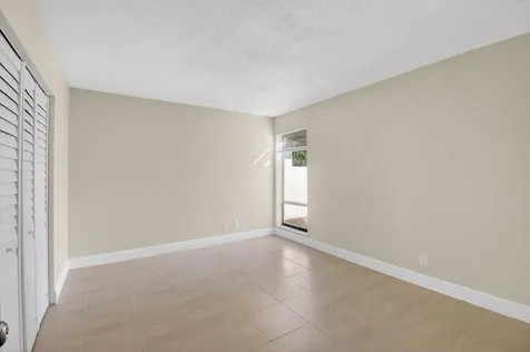 3143 Kingswood Terrace Boca Raton FL 33431