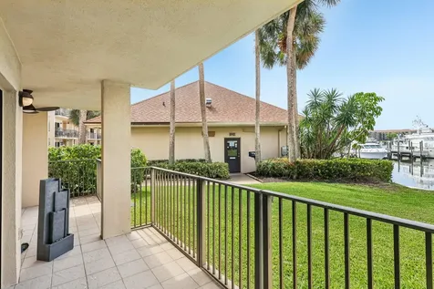 1601 Marina Isle Way Jupiter FL 33477